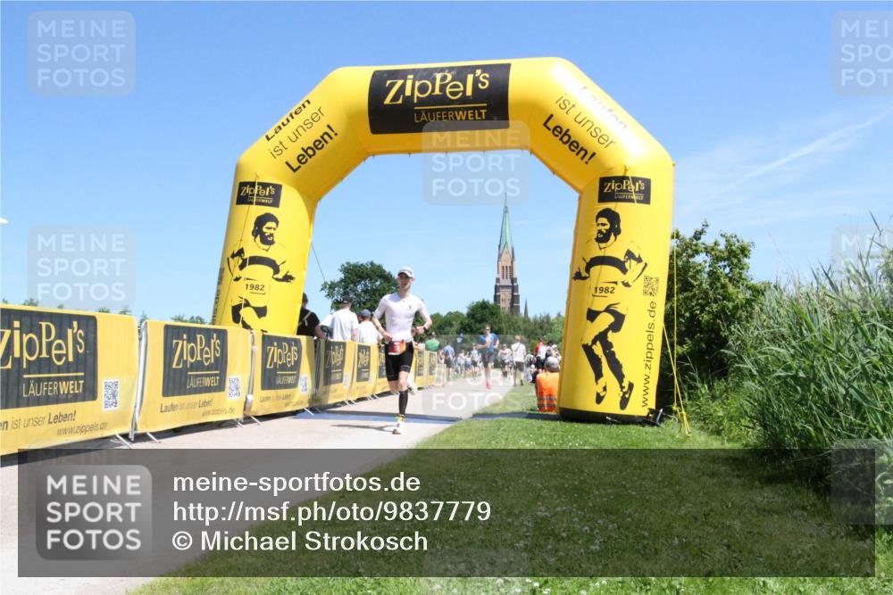 21.06.2026 - Viking Triathlon Michael Strokosch http://msf.ph/oto/9837779 21.06.2026 14:09:30 Laufen 38 meine-sportfotos.de