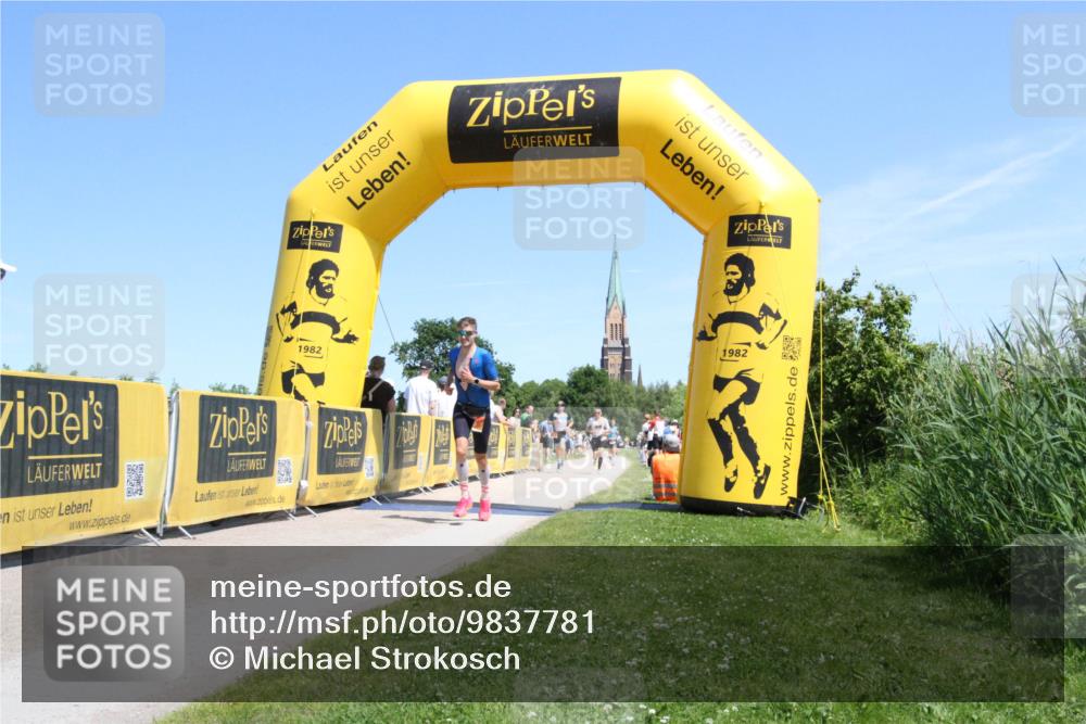 21.06.2026 - Viking Triathlon Michael Strokosch http://msf.ph/oto/9837781 21.06.2026 14:09:33 Laufen 38, 575 meine-sportfotos.de