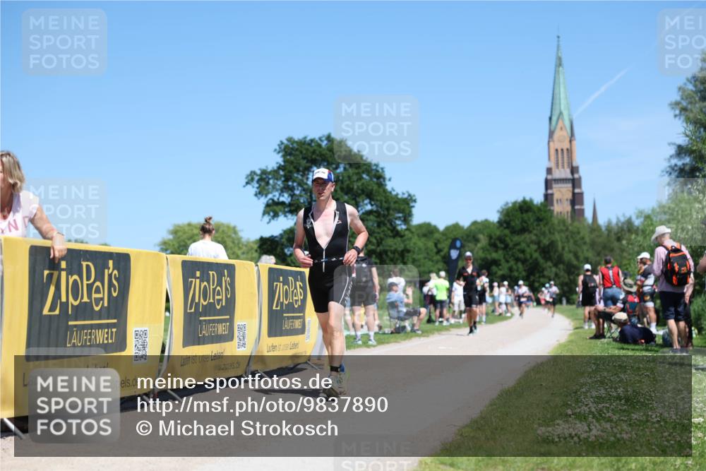 21.06.2026 - Viking Triathlon Michael Strokosch http://msf.ph/oto/9837890 21.06.2026 14:33:41 Laufen 37, 77 meine-sportfotos.de