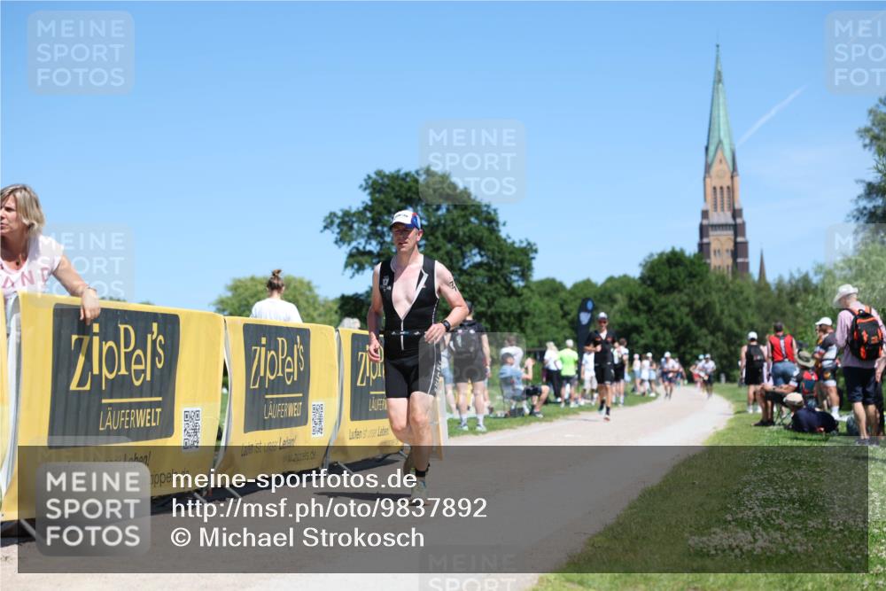 21.06.2026 - Viking Triathlon Michael Strokosch http://msf.ph/oto/9837892 21.06.2026 14:33:41 Laufen 37, 77 meine-sportfotos.de