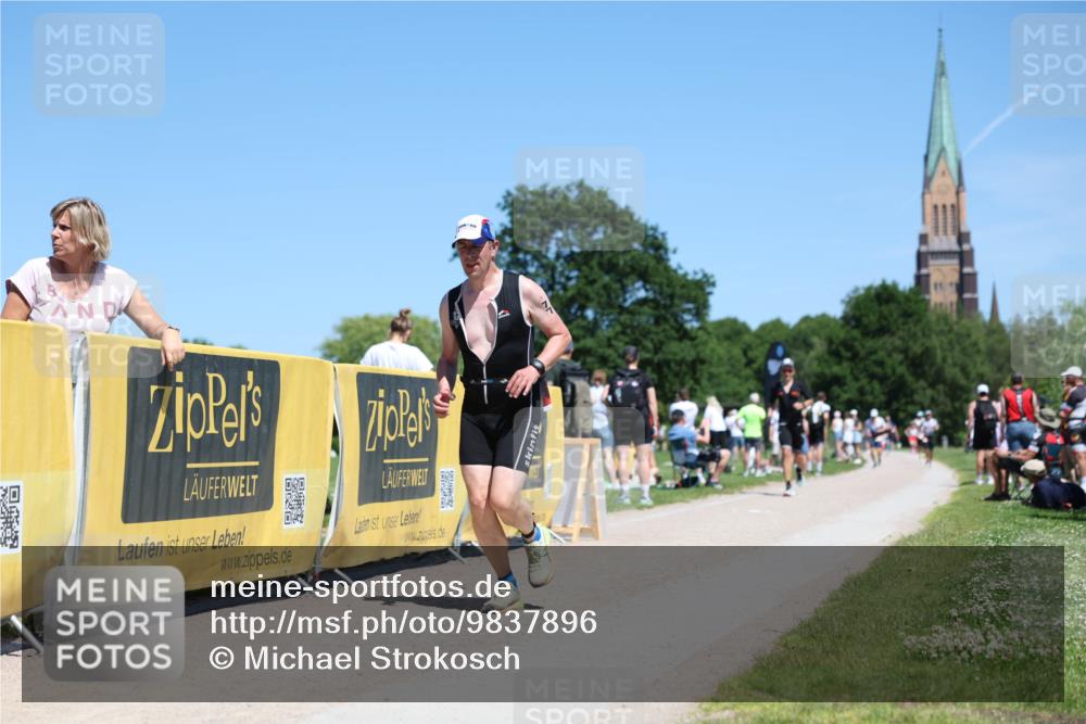 21.06.2026 - Viking Triathlon Michael Strokosch http://msf.ph/oto/9837896 21.06.2026 14:33:42 Laufen 37, 77 meine-sportfotos.de