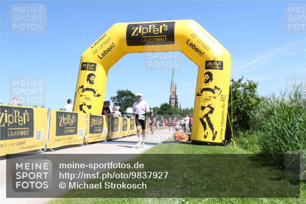 21.06.2026 - Viking Triathlon Michael Strokosch http://msf.ph/oto/9837927 21.06.2026 14:14:37 Laufen 256 meine-sportfotos.de