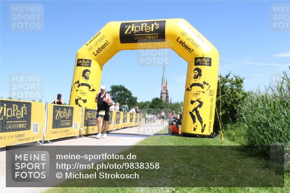21.06.2026 - Viking Triathlon Michael Strokosch http://msf.ph/oto/9838358 21.06.2026 14:29:01 Laufen 650 meine-sportfotos.de