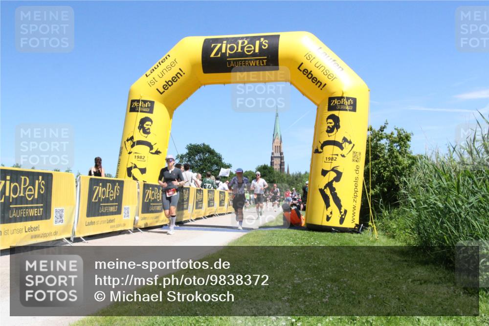 21.06.2026 - Viking Triathlon Michael Strokosch http://msf.ph/oto/9838372 21.06.2026 14:29:41 Laufen 427, 463 meine-sportfotos.de