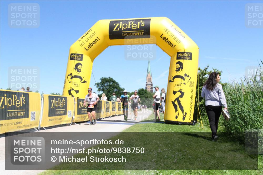 21.06.2026 - Viking Triathlon Michael Strokosch http://msf.ph/oto/9838750 21.06.2026 14:52:31 Laufen 347, 376 meine-sportfotos.de
