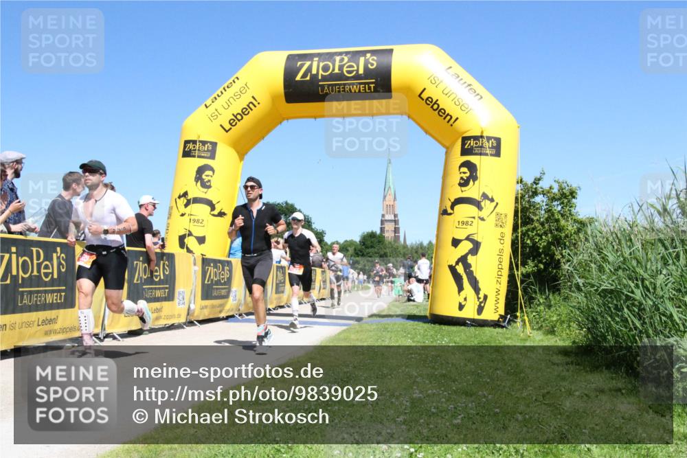 21.06.2026 - Viking Triathlon Michael Strokosch http://msf.ph/oto/9839025 21.06.2026 15:18:12 Laufen 99, 415, 509 meine-sportfotos.de