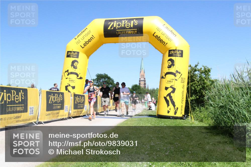 21.06.2026 - Viking Triathlon Michael Strokosch http://msf.ph/oto/9839031 21.06.2026 15:18:47 Laufen 511, 654 meine-sportfotos.de