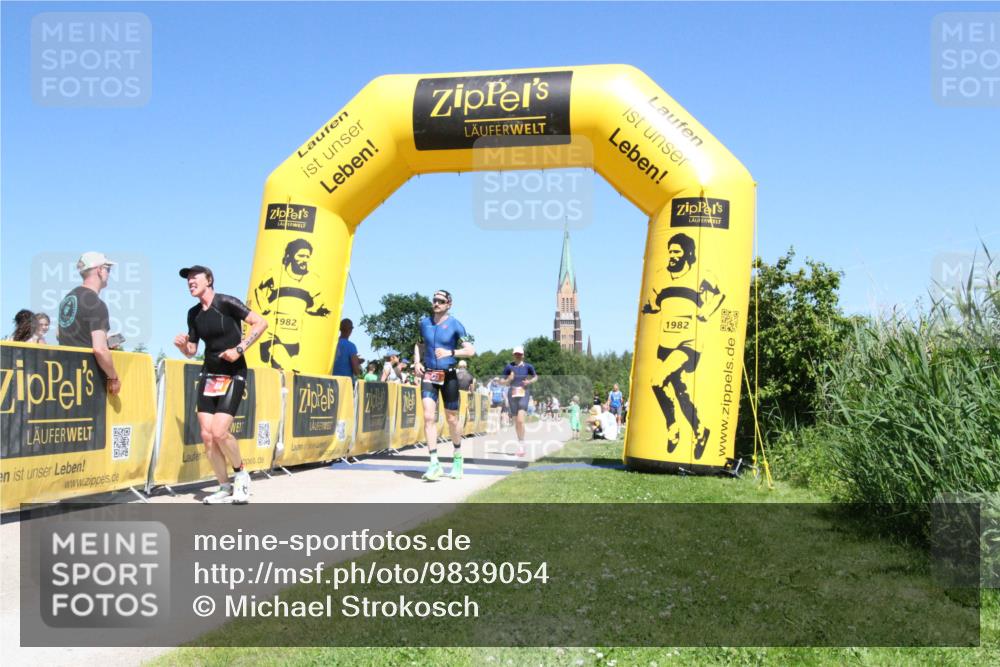 21.06.2026 - Viking Triathlon Michael Strokosch http://msf.ph/oto/9839054 21.06.2026 15:20:37 Laufen 414, 423 meine-sportfotos.de