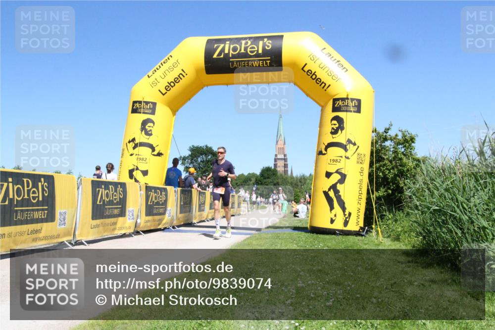 21.06.2026 - Viking Triathlon Michael Strokosch http://msf.ph/oto/9839074 21.06.2026 15:23:35 Laufen 267, 356 meine-sportfotos.de