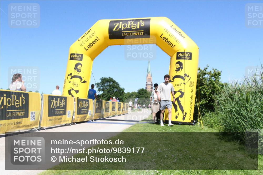 21.06.2026 - Viking Triathlon Michael Strokosch http://msf.ph/oto/9839177 21.06.2026 15:38:37 Laufen 554 meine-sportfotos.de