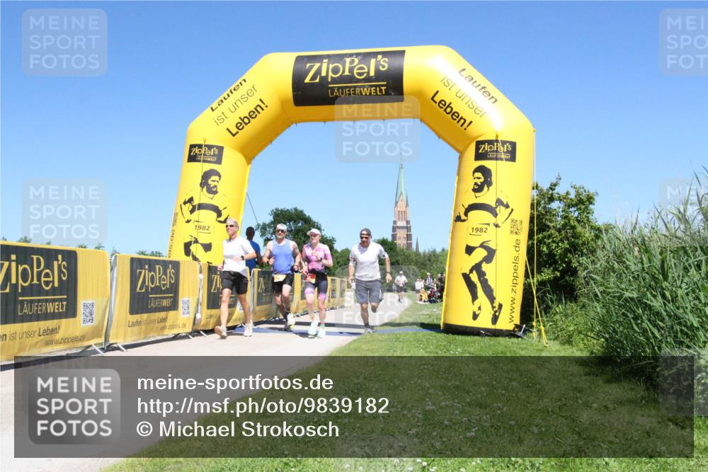 21.06.2026 - Viking Triathlon Michael Strokosch http://msf.ph/oto/9839182 21.06.2026 15:38:53 Laufen 571, 659 meine-sportfotos.de