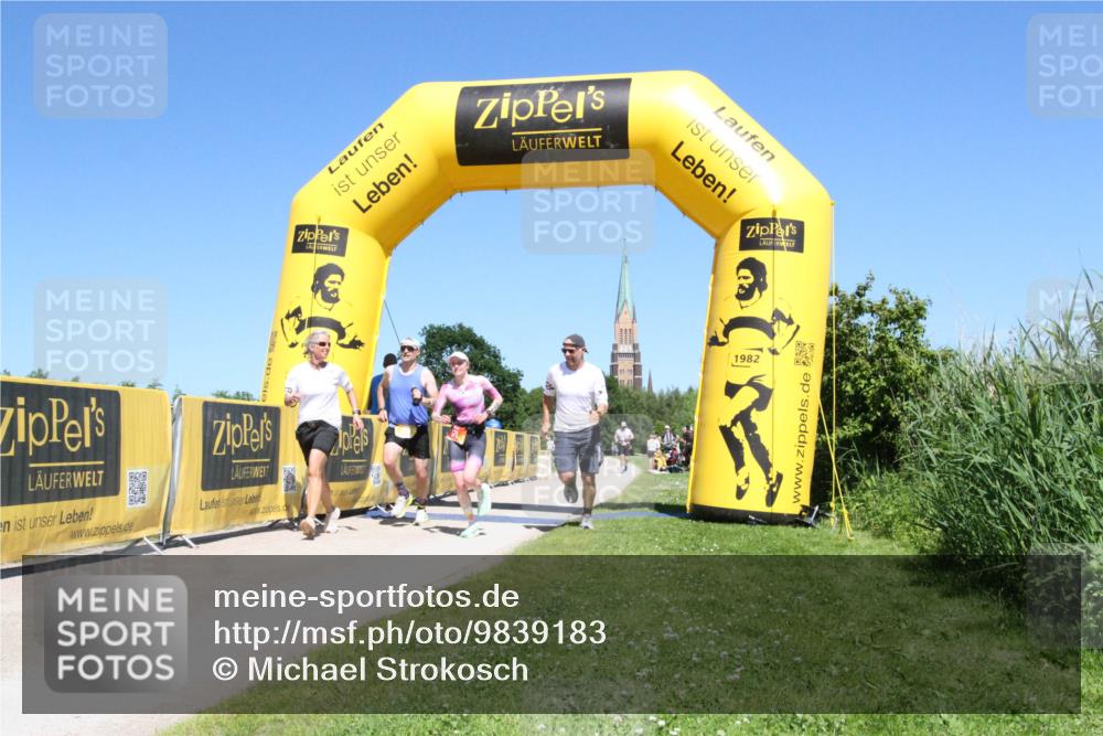 21.06.2026 - Viking Triathlon Michael Strokosch http://msf.ph/oto/9839183 21.06.2026 15:38:53 Laufen 571, 659 meine-sportfotos.de