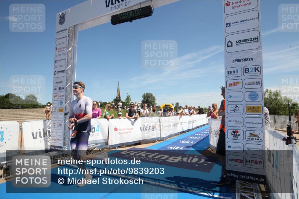 21.06.2026 - Viking Triathlon Michael Strokosch http://msf.ph/oto/9839203 21.06.2026 13:59:13 Ziel 547 meine-sportfotos.de