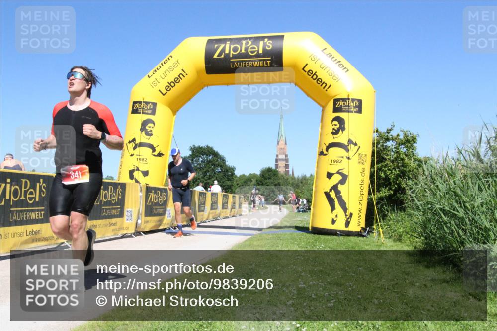 21.06.2026 - Viking Triathlon Michael Strokosch http://msf.ph/oto/9839206 21.06.2026 15:42:24 Laufen 341, 482 meine-sportfotos.de