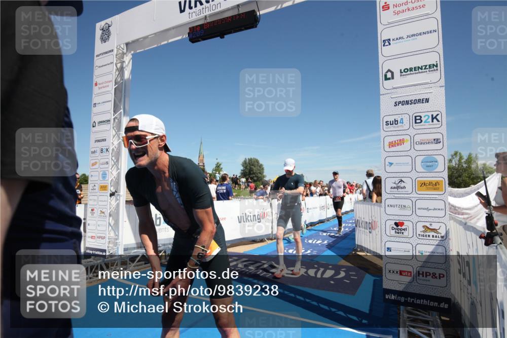 21.06.2026 - Viking Triathlon Michael Strokosch http://msf.ph/oto/9839238 21.06.2026 15:00:08 Ziel  meine-sportfotos.de
