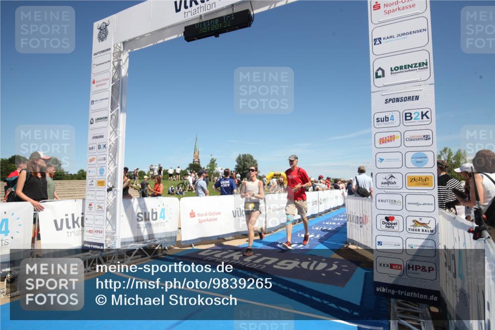 21.06.2026 - Viking Triathlon Michael Strokosch http://msf.ph/oto/9839265 21.06.2026 15:00:46 Ziel  meine-sportfotos.de