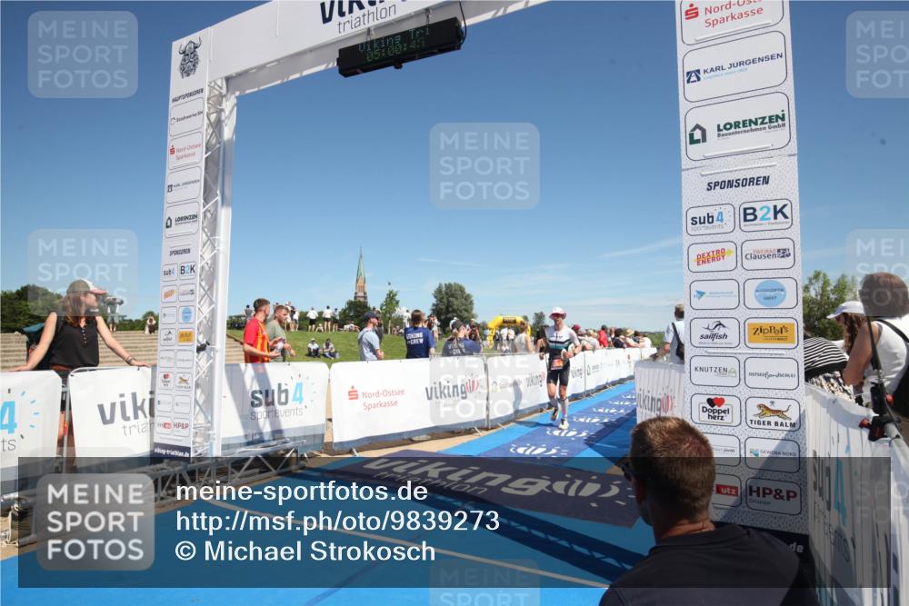 21.06.2026 - Viking Triathlon Michael Strokosch http://msf.ph/oto/9839273 21.06.2026 15:01:00 Ziel  meine-sportfotos.de