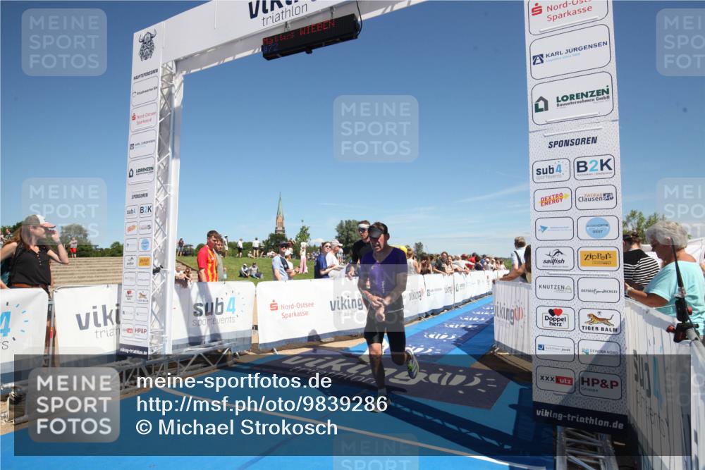 21.06.2026 - Viking Triathlon Michael Strokosch http://msf.ph/oto/9839286 21.06.2026 15:02:33 Ziel  meine-sportfotos.de