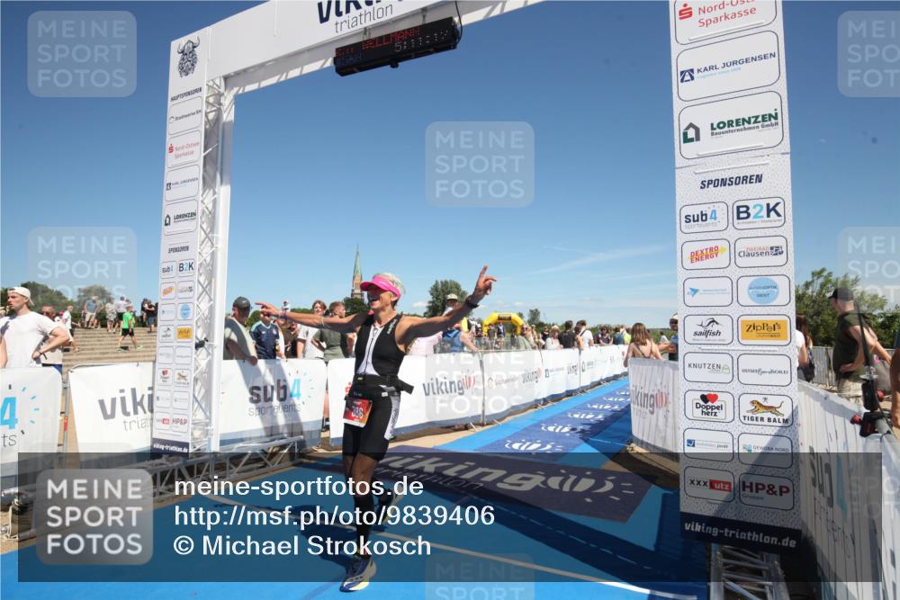 21.06.2026 - Viking Triathlon Michael Strokosch http://msf.ph/oto/9839406 21.06.2026 15:13:47 Ziel 386, 560 meine-sportfotos.de