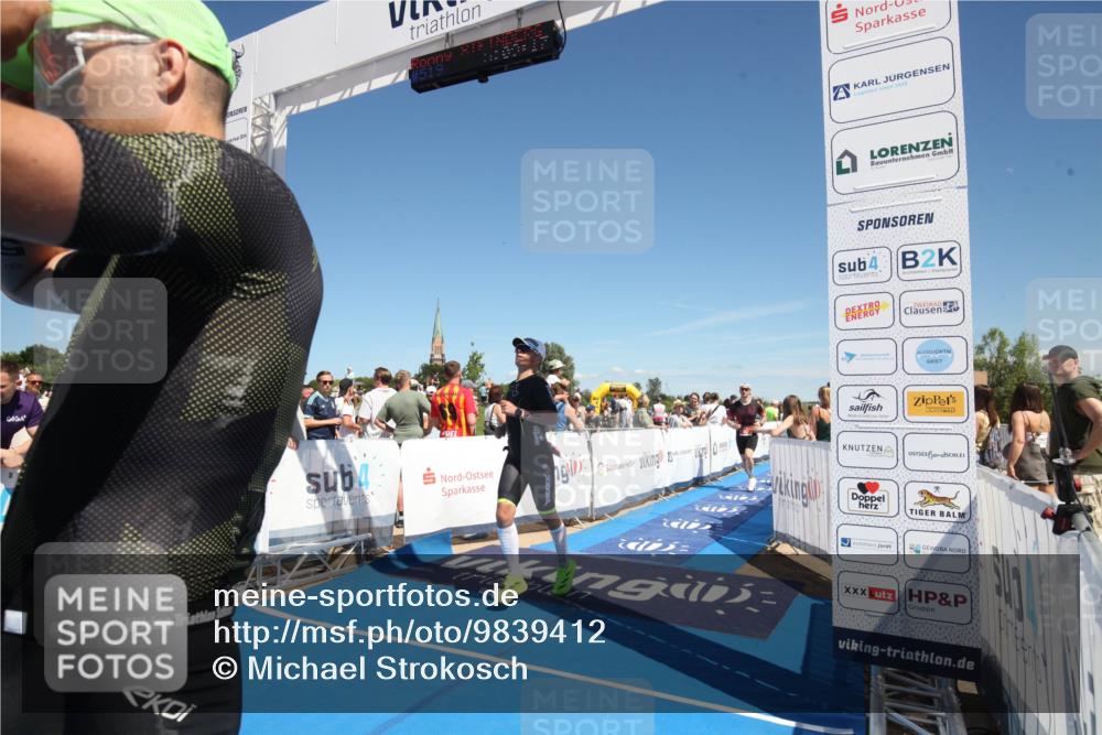21.06.2026 - Viking Triathlon Michael Strokosch http://msf.ph/oto/9839412 21.06.2026 15:14:32 Ziel 374, 519 meine-sportfotos.de