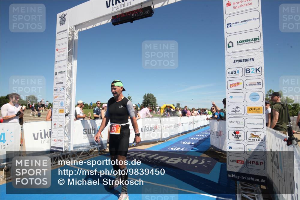 21.06.2026 - Viking Triathlon Michael Strokosch http://msf.ph/oto/9839450 21.06.2026 15:17:13 Ziel 521 meine-sportfotos.de