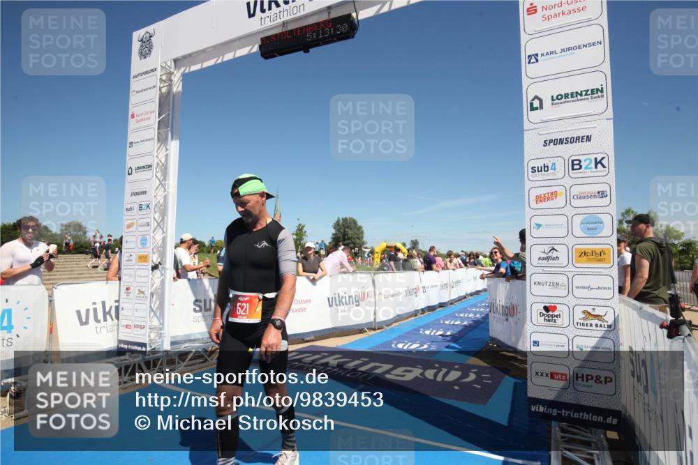 21.06.2026 - Viking Triathlon Michael Strokosch http://msf.ph/oto/9839453 21.06.2026 15:17:14 Ziel 521 meine-sportfotos.de