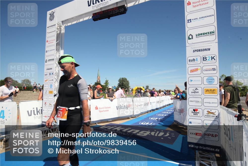 21.06.2026 - Viking Triathlon Michael Strokosch http://msf.ph/oto/9839456 21.06.2026 15:17:15 Ziel 521 meine-sportfotos.de