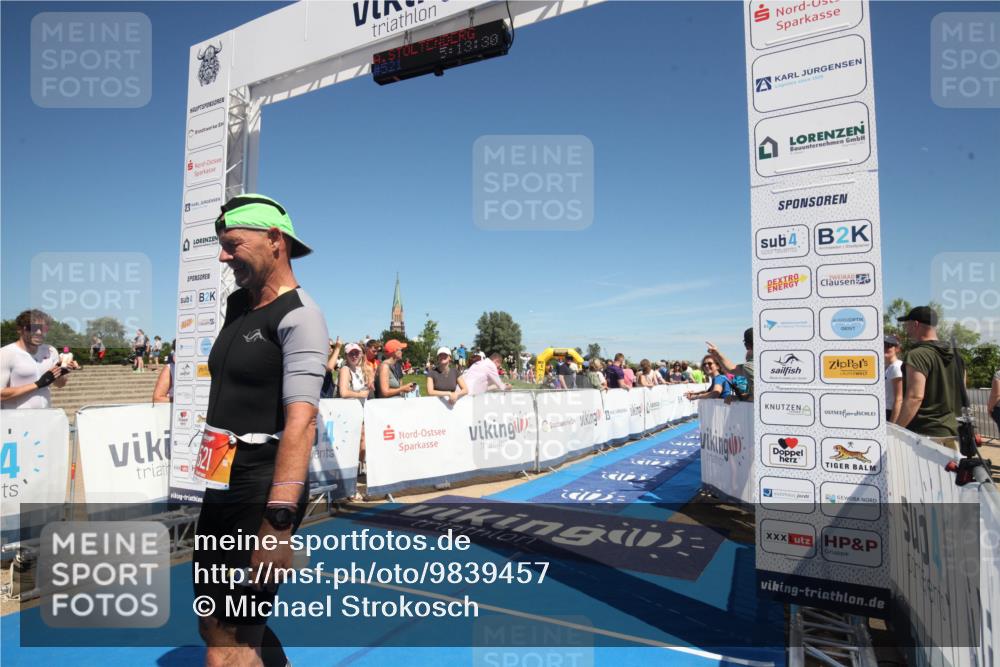 21.06.2026 - Viking Triathlon Michael Strokosch http://msf.ph/oto/9839457 21.06.2026 15:17:15 Ziel 521 meine-sportfotos.de