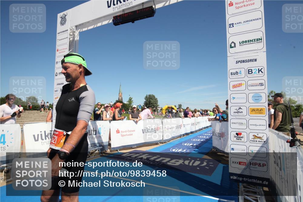 21.06.2026 - Viking Triathlon Michael Strokosch http://msf.ph/oto/9839458 21.06.2026 15:17:15 Ziel 521 meine-sportfotos.de