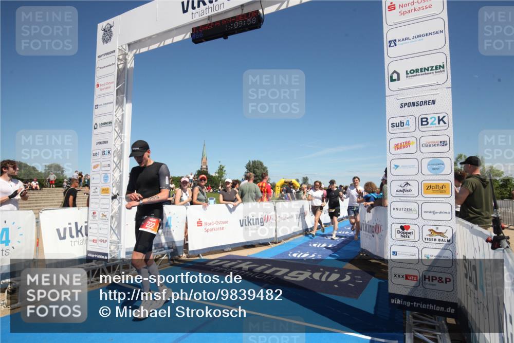 21.06.2026 - Viking Triathlon Michael Strokosch http://msf.ph/oto/9839482 21.06.2026 15:17:35 Ziel 66 meine-sportfotos.de