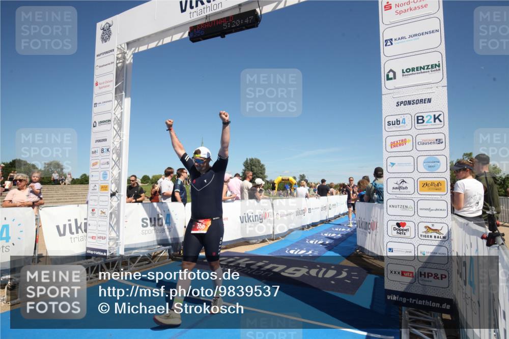 21.06.2026 - Viking Triathlon Michael Strokosch http://msf.ph/oto/9839537 21.06.2026 15:23:54 Ziel 356 meine-sportfotos.de
