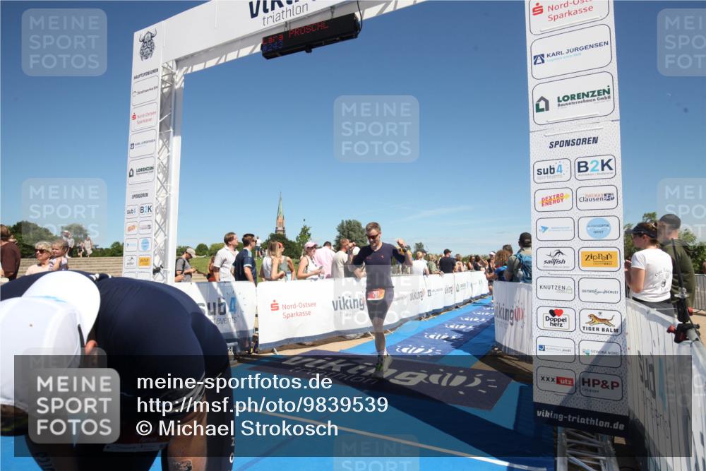 21.06.2026 - Viking Triathlon Michael Strokosch http://msf.ph/oto/9839539 21.06.2026 15:23:56 Ziel 356 meine-sportfotos.de