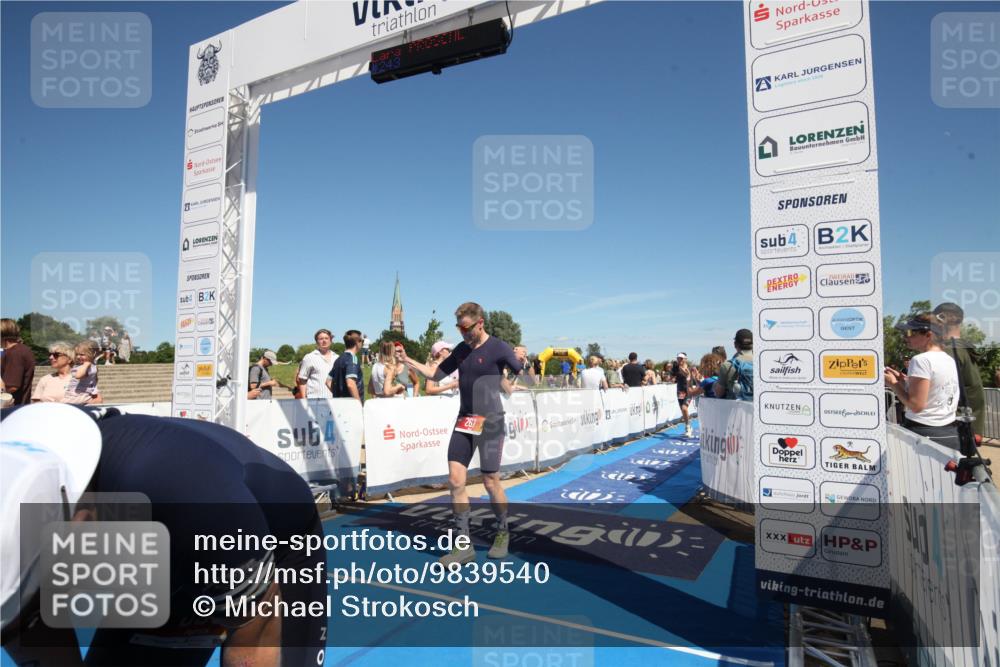 21.06.2026 - Viking Triathlon Michael Strokosch http://msf.ph/oto/9839540 21.06.2026 15:23:56 Ziel 356 meine-sportfotos.de