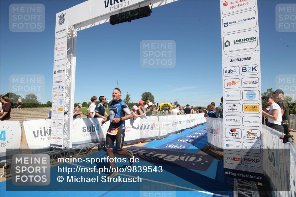 21.06.2026 - Viking Triathlon Michael Strokosch http://msf.ph/oto/9839543 21.06.2026 15:24:10 Ziel 485 meine-sportfotos.de