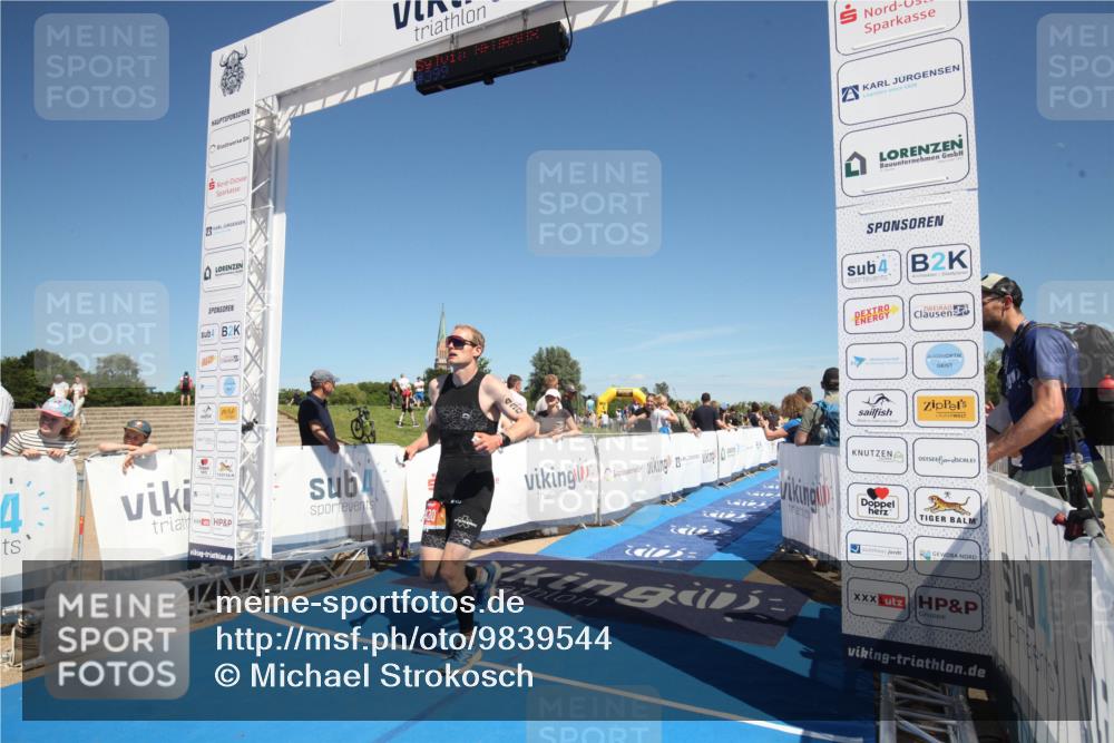 21.06.2026 - Viking Triathlon Michael Strokosch http://msf.ph/oto/9839544 21.06.2026 15:25:19 Ziel  meine-sportfotos.de