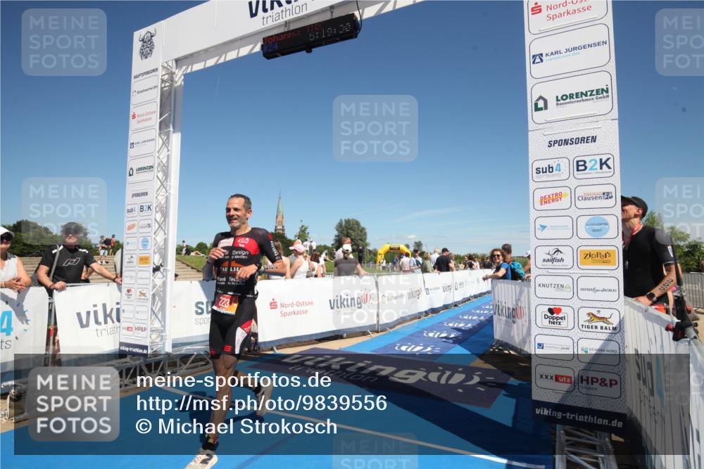 21.06.2026 - Viking Triathlon Michael Strokosch http://msf.ph/oto/9839556 21.06.2026 15:27:04 Ziel 24, 223 meine-sportfotos.de