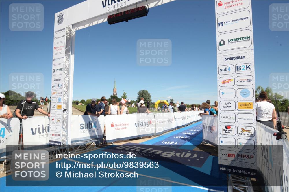 21.06.2026 - Viking Triathlon Michael Strokosch http://msf.ph/oto/9839563 21.06.2026 15:27:06 Ziel 24, 223 meine-sportfotos.de