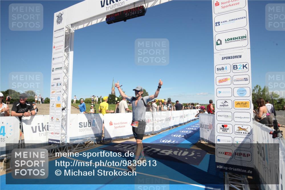 21.06.2026 - Viking Triathlon Michael Strokosch http://msf.ph/oto/9839613 21.06.2026 15:37:26 Ziel 208 meine-sportfotos.de