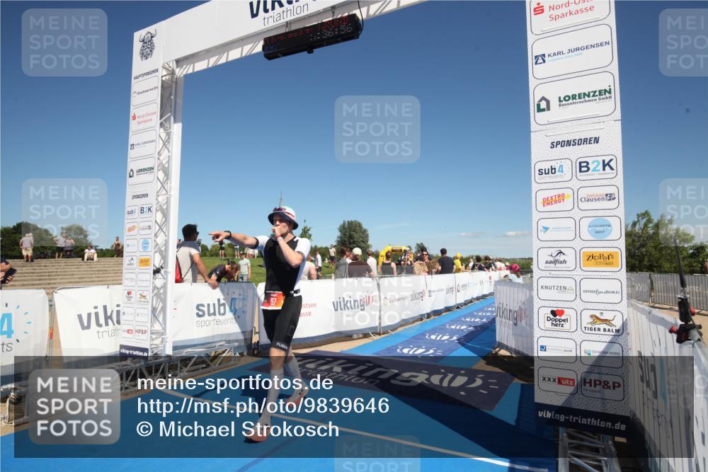 21.06.2026 - Viking Triathlon Michael Strokosch http://msf.ph/oto/9839646 21.06.2026 15:44:42 Ziel 97 meine-sportfotos.de