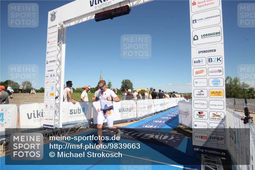 21.06.2026 - Viking Triathlon Michael Strokosch http://msf.ph/oto/9839663 21.06.2026 15:47:06 Ziel 258, 510 meine-sportfotos.de