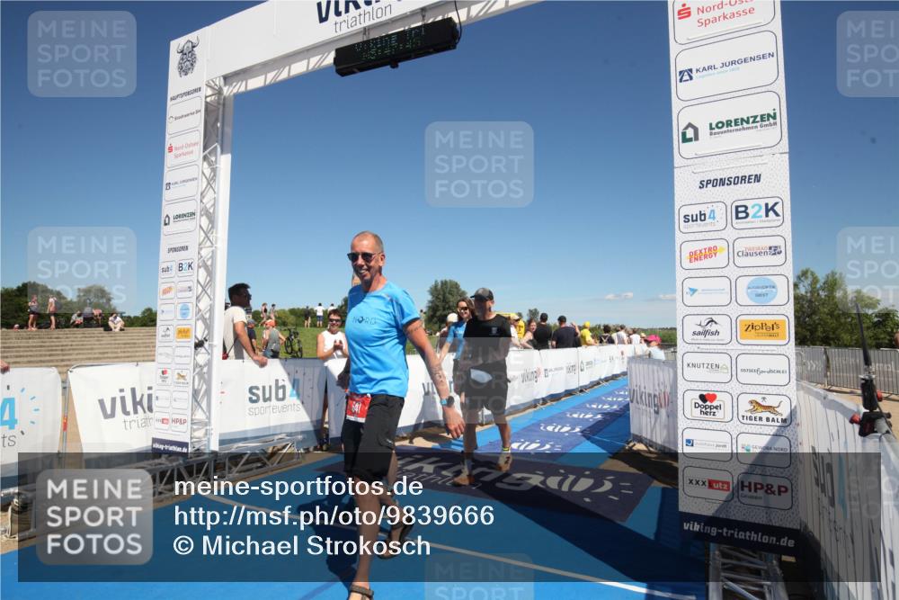 21.06.2026 - Viking Triathlon Michael Strokosch http://msf.ph/oto/9839666 21.06.2026 15:47:59 Ziel  meine-sportfotos.de