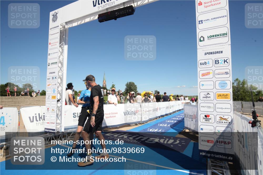 21.06.2026 - Viking Triathlon Michael Strokosch http://msf.ph/oto/9839669 21.06.2026 15:48:02 Ziel 641, 658 meine-sportfotos.de