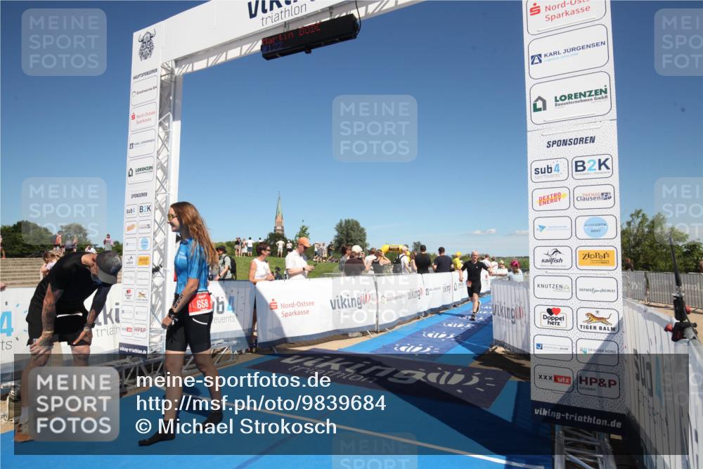 21.06.2026 - Viking Triathlon Michael Strokosch http://msf.ph/oto/9839684 21.06.2026 15:48:05 Ziel 641, 658 meine-sportfotos.de