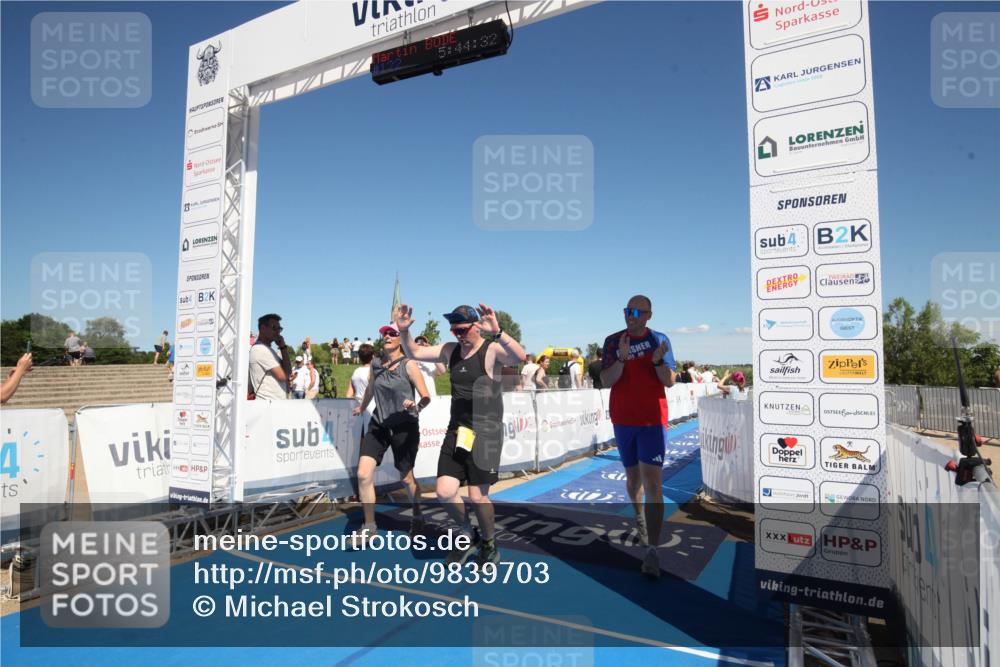 21.06.2026 - Viking Triathlon Michael Strokosch http://msf.ph/oto/9839703 21.06.2026 15:48:42 Ziel 350 meine-sportfotos.de