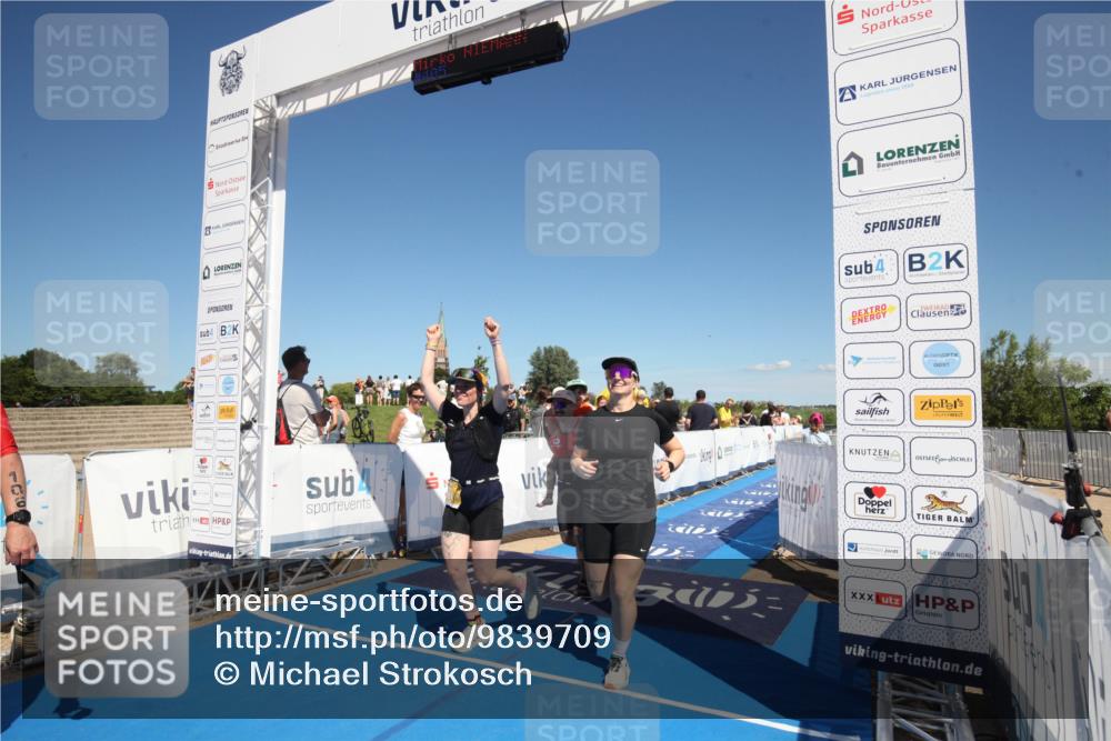 21.06.2026 - Viking Triathlon Michael Strokosch http://msf.ph/oto/9839709 21.06.2026 15:49:00 Ziel 661 meine-sportfotos.de
