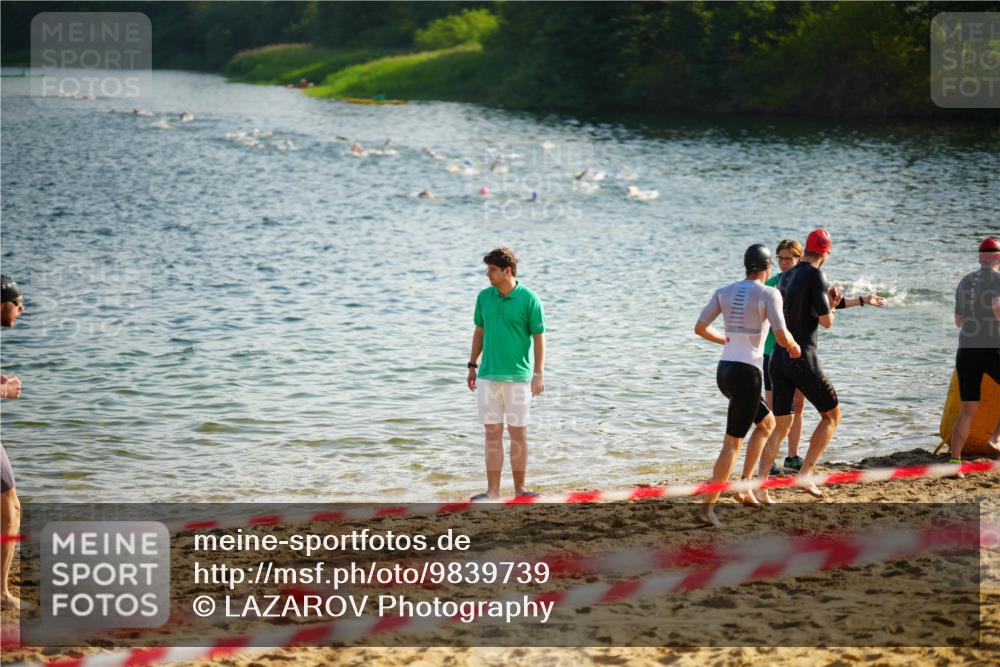 21.06.2026 - 29. Vierlanden-Triathlon LAZAROV Photography http://msf.ph/oto/9839739 21.06.2026 08:10:35 Schwimmen  meine-sportfotos.de