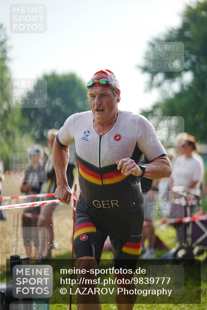 21.06.2026 - 29. Vierlanden-Triathlon LAZAROV Photography http://msf.ph/oto/9839777 21.06.2026 08:36:51 Schwimmen 207, 211 meine-sportfotos.de