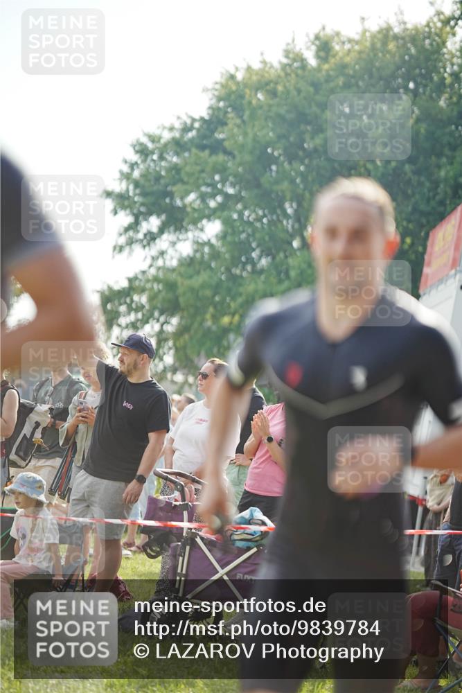 21.06.2026 - 29. Vierlanden-Triathlon LAZAROV Photography http://msf.ph/oto/9839784 21.06.2026 08:37:10 Schwimmen 24, 30, 63 meine-sportfotos.de