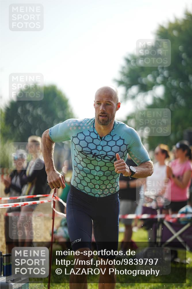 21.06.2026 - 29. Vierlanden-Triathlon LAZAROV Photography http://msf.ph/oto/9839797 21.06.2026 08:37:29 Schwimmen 46, 107 meine-sportfotos.de