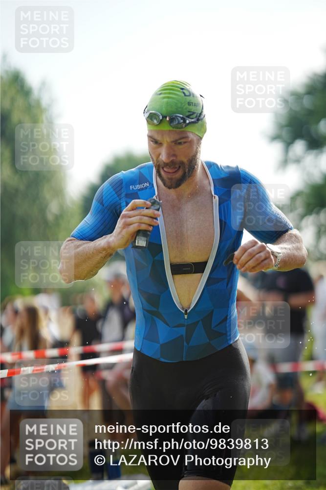 21.06.2026 - 29. Vierlanden-Triathlon LAZAROV Photography http://msf.ph/oto/9839813 21.06.2026 08:37:46 Schwimmen 36 meine-sportfotos.de